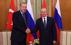 Putin and Erdoğan discuss Ukraine war in closed-door talks