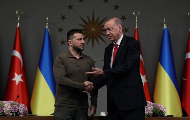 Zelenskyy pins hope on Erdogan for Crimean Tatars' return from Russian captivity