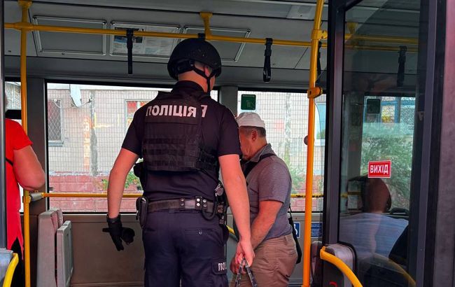Bus attack near Kherson: Second strike recorded, police officers injured