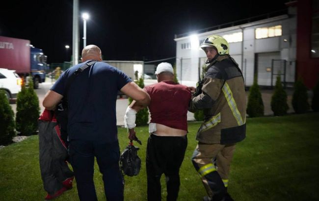Russia targets Odesa supply infrastructure, leaving two wounded