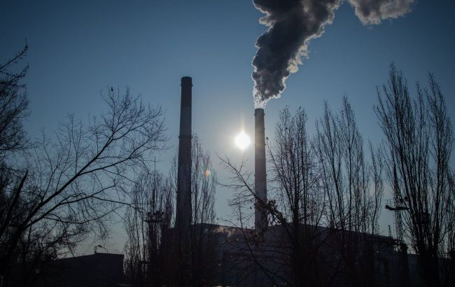 Ukraine's Zhytomyr faces heating crisis after Russian strikes on boiler plants