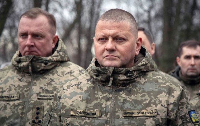 Ukrainian top general visits Kupiansk frontline positions