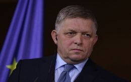 Zelenskyy should call Putin if he wants talks, Slovak PM Fico says