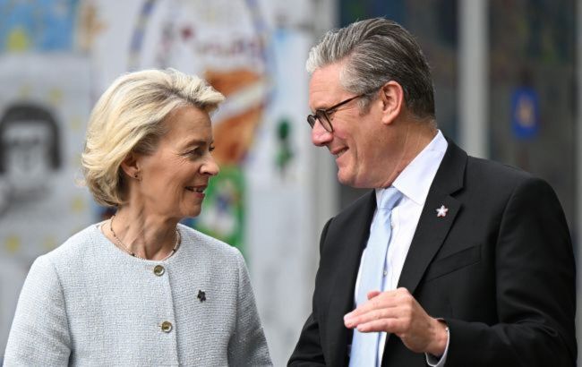 Starmer and von der Leyen discuss 'decisive moment' for Ukraine