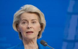 EU delays first tranche of &euro;90B aid package for Ukraine