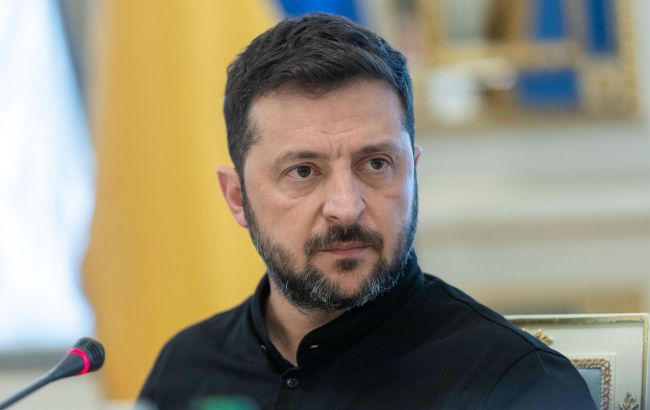 Zelenskyy invites Japan's new prime minister to Ukraine