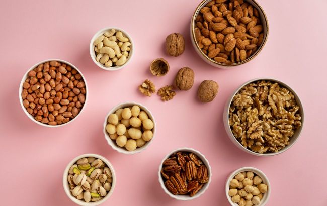 These nuts help you lose weight as effectively as hitting the gym