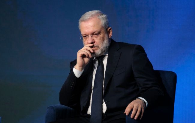 Ukrainian ex-energy minister faces arrest in corruption probe, $9.8M bail proposed