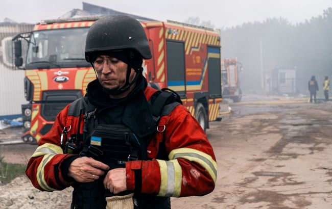 Ukraine's Kharkiv hit by 2 waves of Russian drone attacks overnight, rescue operations continue