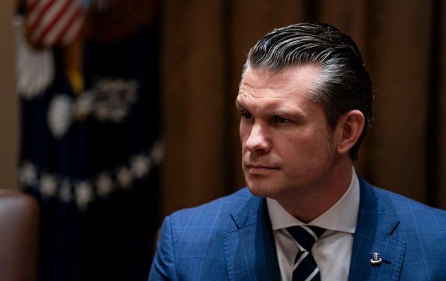 Hegseth’s plane sends distress signal and makes emergency return to UK: What happened