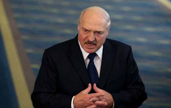 'We need to mobilize': Lukashenko spreading panic among his officials