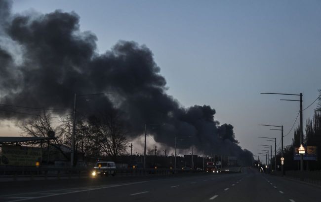 Kyiv asks people to close windows due to smoke from Russian attack