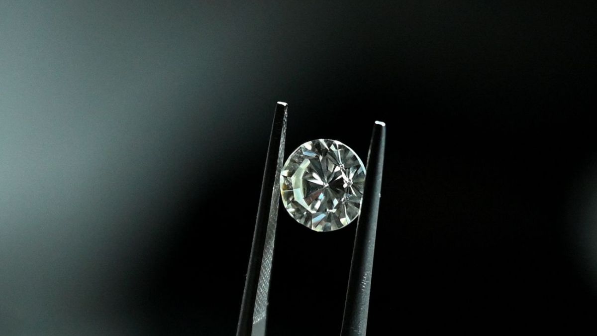 Russian diamonds gain partial access to US market