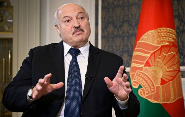 Lukashenko signs lifelong immunity and security guarantees for himself and family