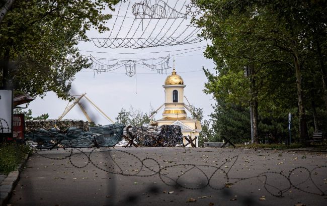 Russian troops strike Mykolaiv: Casualties reported