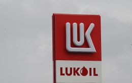 Ukrainian drones launch historic 2,000 km strike to cripple Russian oil refinery - Sources
