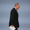 Putin en route to Alaska for Trump summit