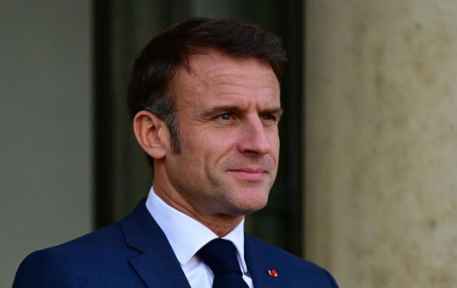 Macron plans to send troops to Odesa next year, Le Monde