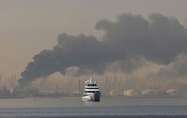 UAE readies to help US break Hormuz blockade