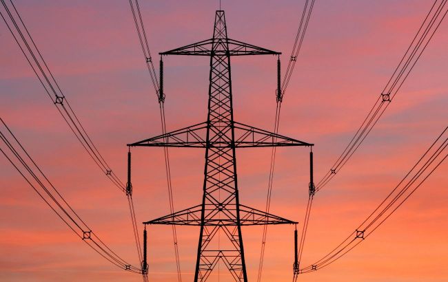 US faces growing risk of power outages - Reuters