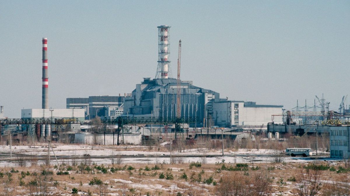 Russia strikes Chornobyl Nuclear Power Plant - Rescuers report on radiation  level | RBC-Ukraine