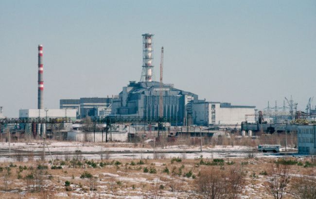Ukraine shows debris from drone used in attack near Chornobyl nuclear facility