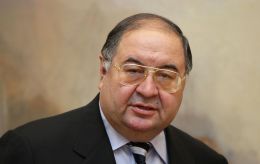 Two top Russian oligarchs kept on sanctions list, journalist reveals
