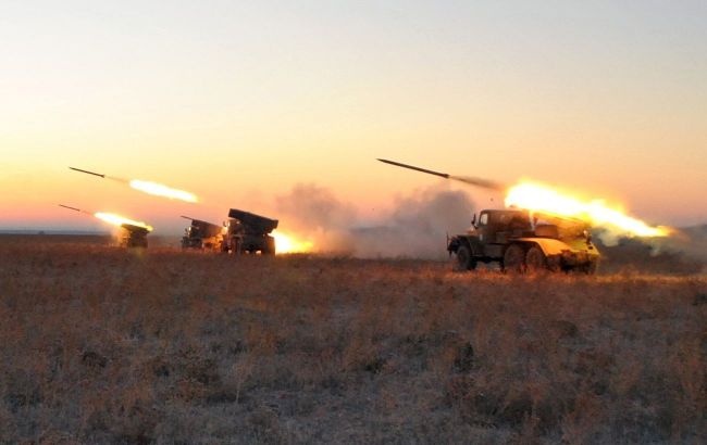 Russian army moves Grad rocket launchers in Crimea towards Kherson region