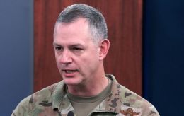 NATO commander urges Europe to boost aid to Ukraine in response to Russian hybrid attacks