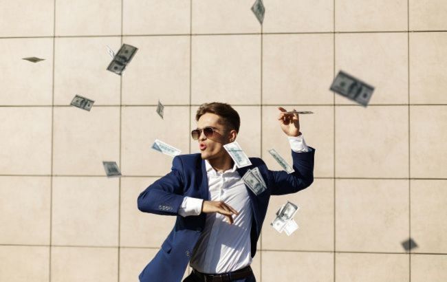 Money seems to find these zodiac signs, even during financial crises