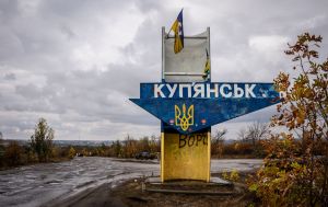 Ukrainian forces block access to Kupiansk and surround Russian troops in the city
