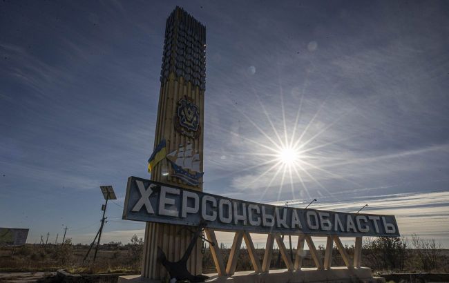 Russian military likely sabotage equipment to avoid crossing Dnipro near Kherson - Atesh