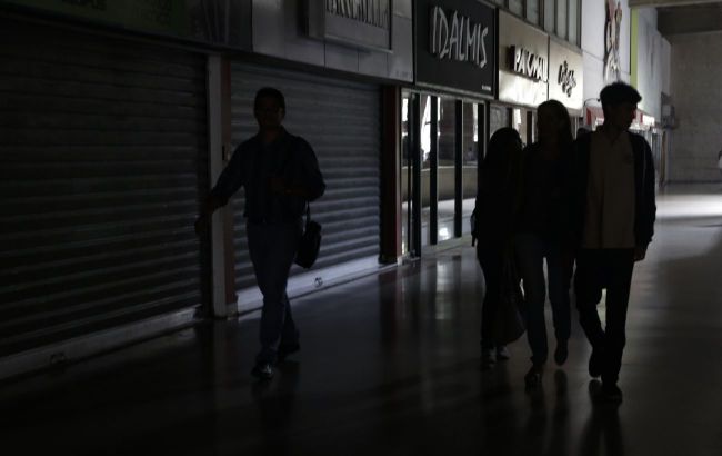 Blackouts now in Egypt too: Authorities impose restrictions amid fuel crisis