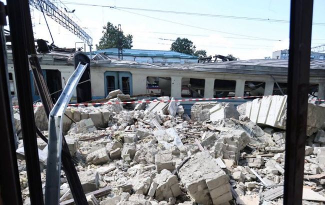 Russian strike cuts power for 80% of Lozova in Kharkiv region