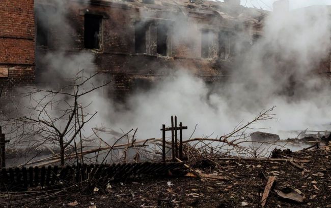 Russia bombs Zelenskyy's hometown: Residential building destroyed, child among casualties