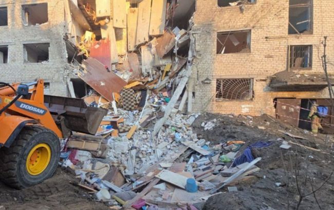 Russia massively strikes Ukraine's Zaporizhzhia: 13 casualties reported, including children