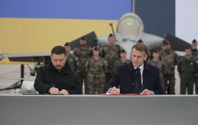 Zelenskyy and Macron sign historic deal to boost Ukraine's defense