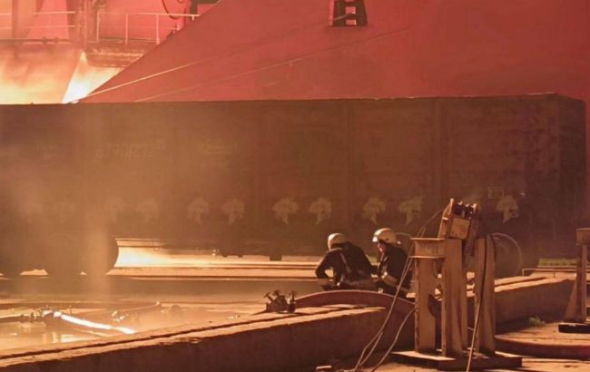 Russia strikes energy facilities and port in Ukraine's Odesa region: Ships damaged