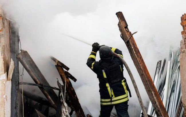 Russian strike on Ukraine's Kharkiv: Aftermath revealed