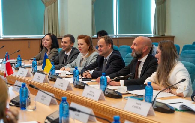 Denmark gives $375 million to rebuild Ukraine