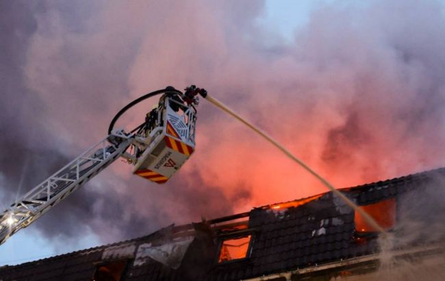 Russia launches double strike on hotel in Ukraine's Sumy: Aftermath revealed