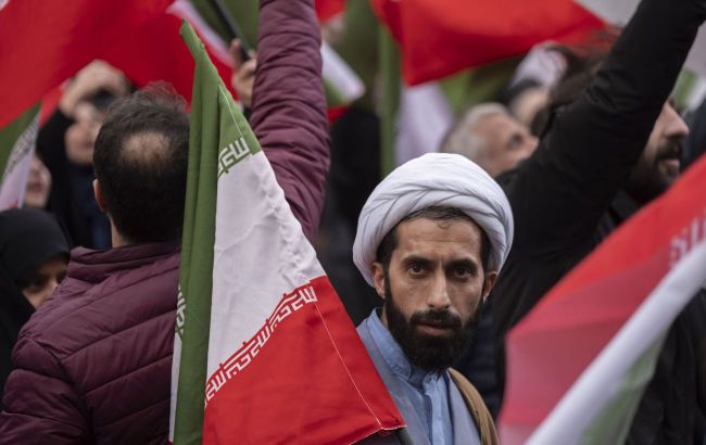Iran issues 6 demands to US amid peace push