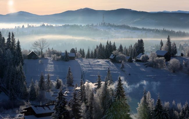Real winter is here: Ukrainian Carpathians blanketed in snow
