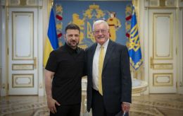 Zelenskyy meets with Kellogg, says Ukraine ready to buy Patriot missiles
