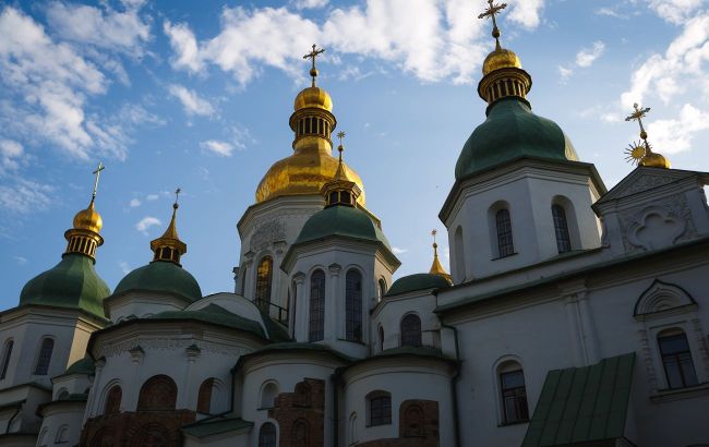 Russian strike hits UNESCO World Heritage Site Saint Sophia of Kyiv