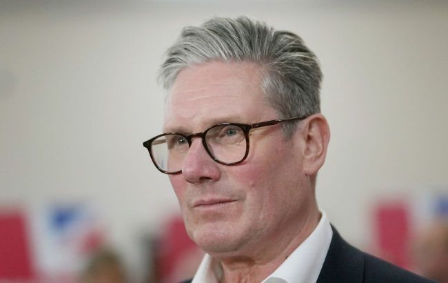 UK won&rsquo;t tap frozen Russian funds to support Ukraine - FT