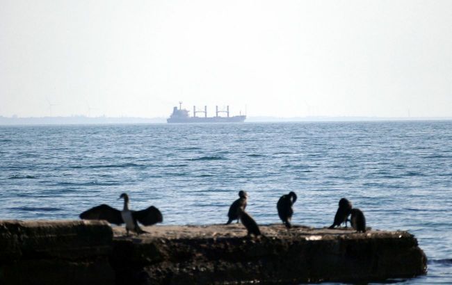 Russia strikes Ukraine's Odesa port again, damaging ship and injuring 3 people