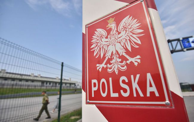 Poles unlocked two checkpoints on border with Ukraine