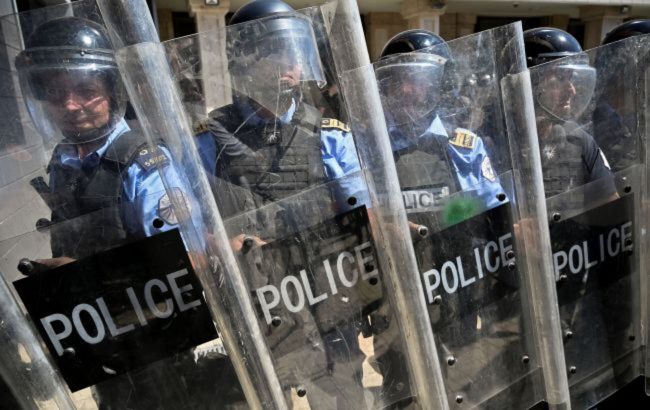 Mass protests erupt in Serbia - Reasons