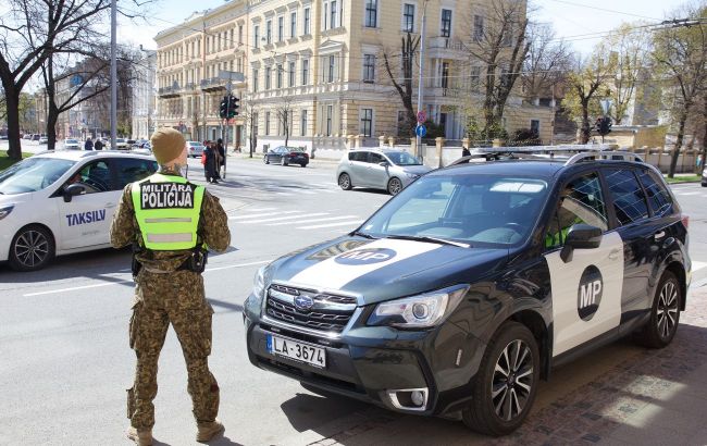 Latvia transfers over 600 vehicles confiscated from drunk drivers to Ukraine in nearly a year